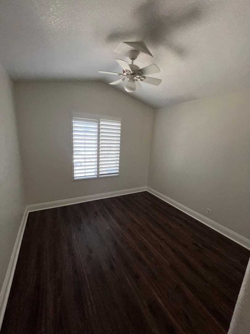 Roseville House: 124 Sky Ridge Court