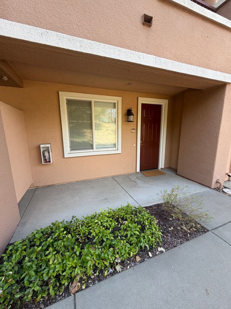 Roseville Condo: 1501 Secret Ravine Pkwy #317