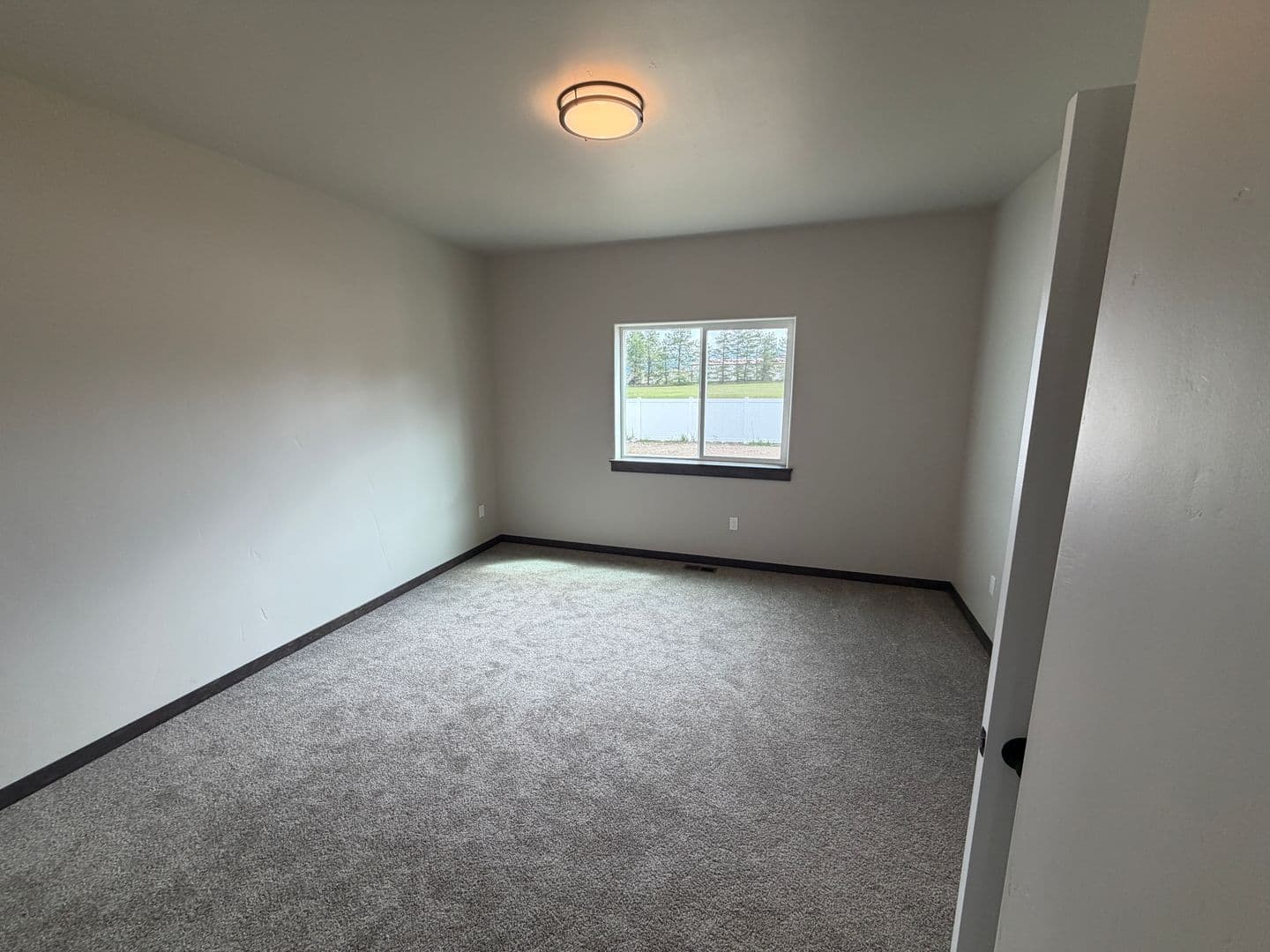 Post Falls House: 2744 N. Neptune St