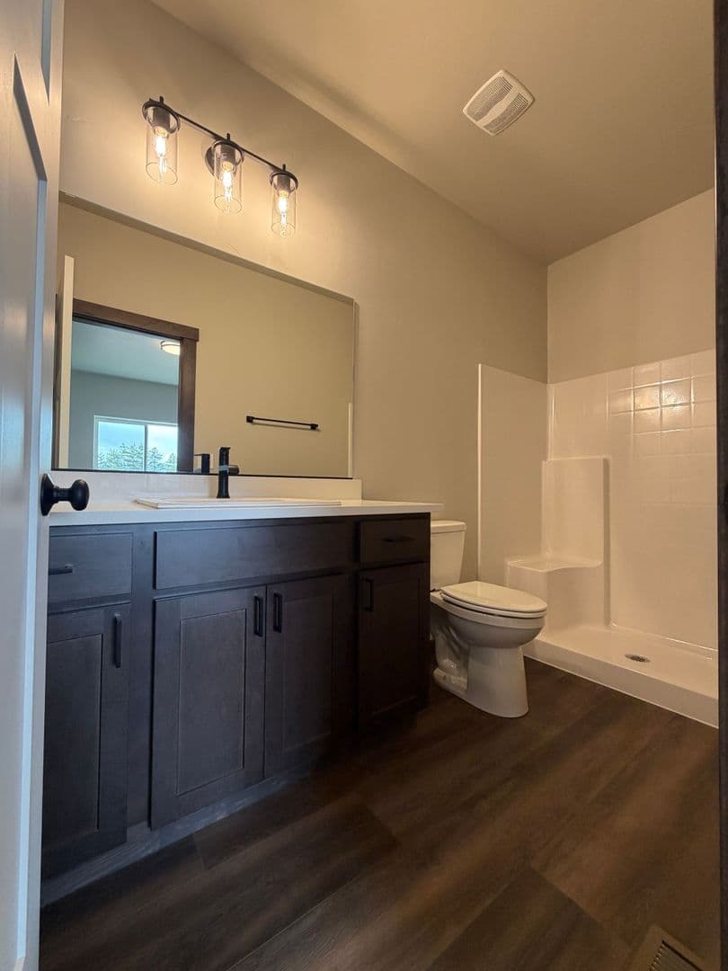 Post Falls House: 2744 N. Neptune St