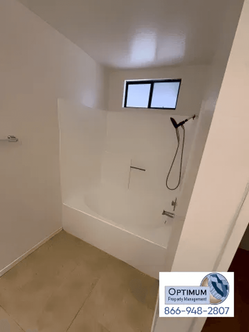 Victorville House: 15459 Chaparrel St.