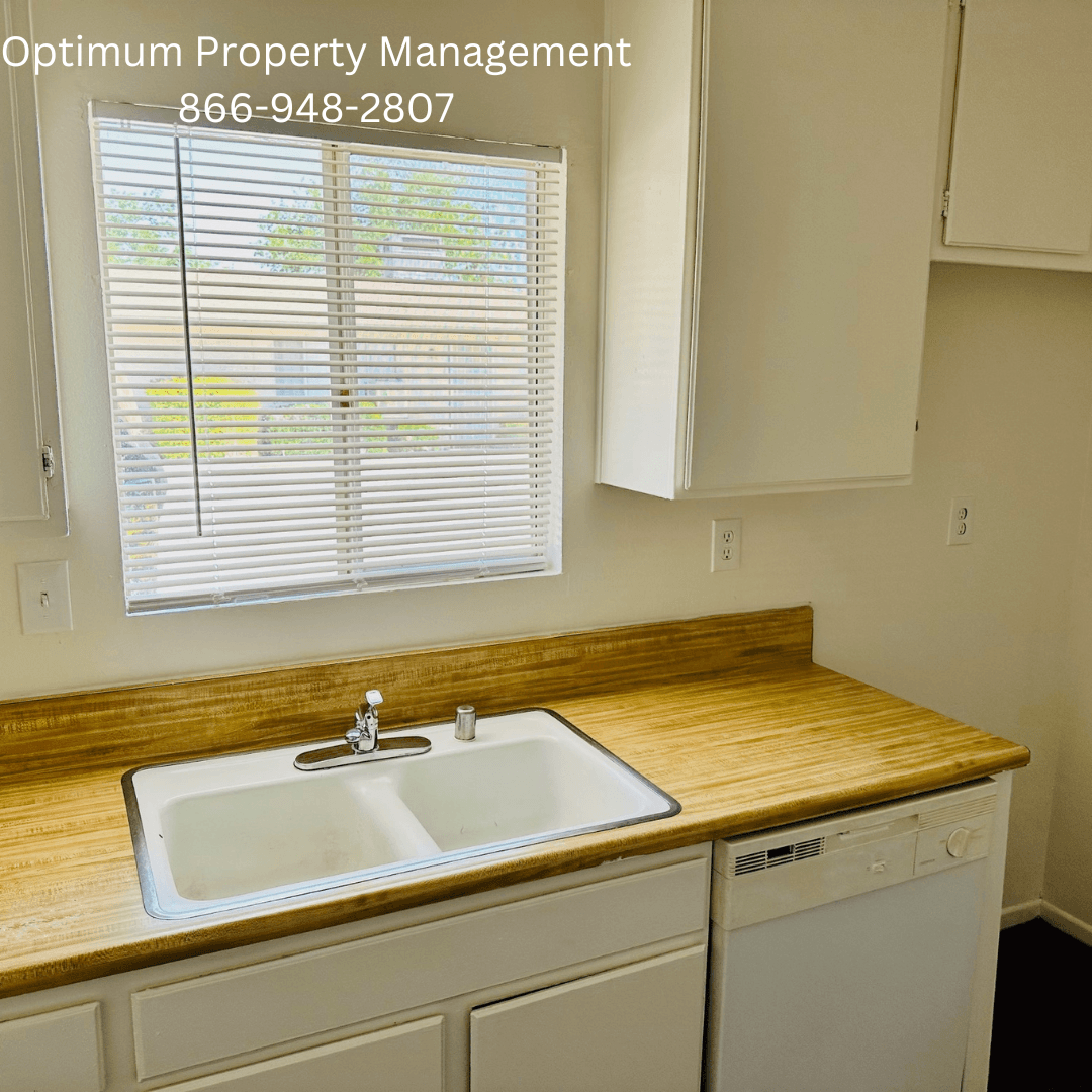 Apple Valley Apartment: 15340 Ute Road