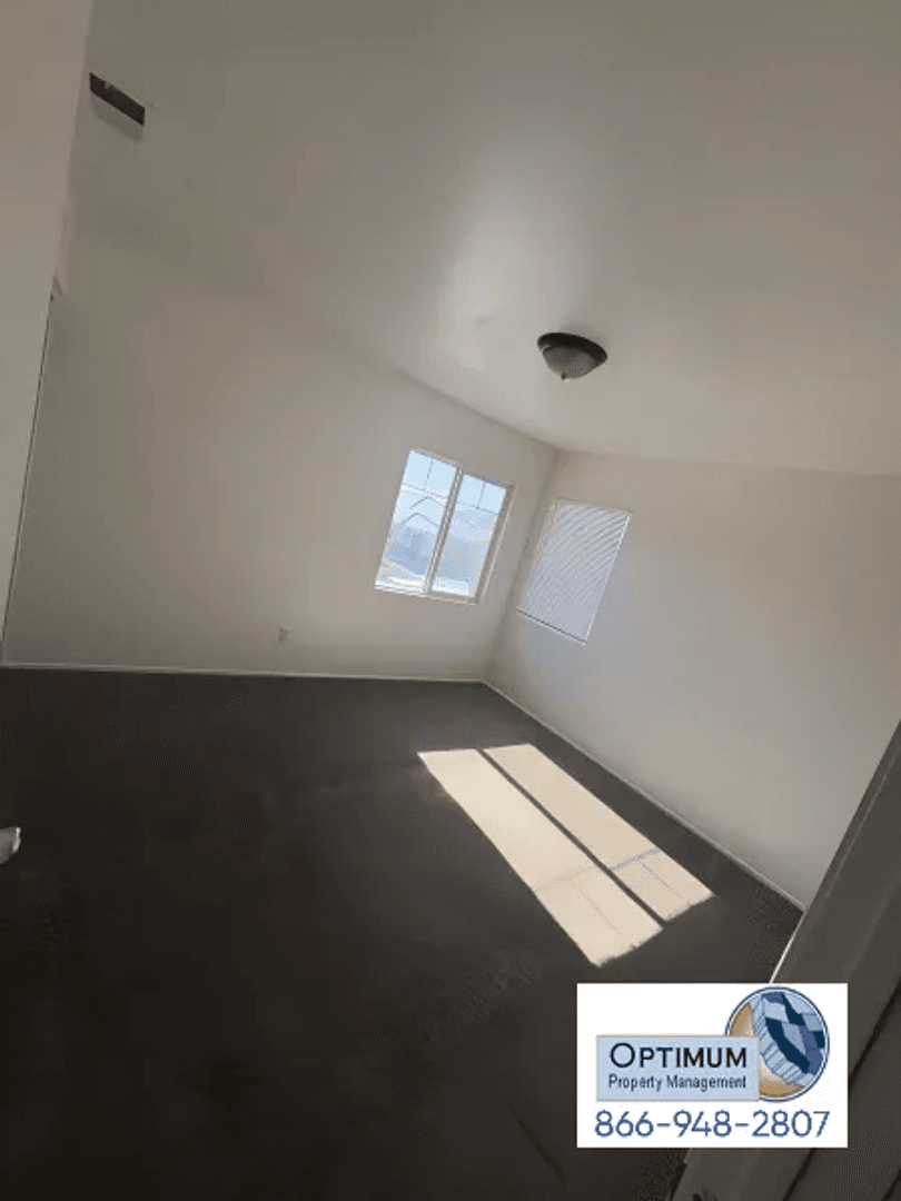 Victorville House: 15952 Greyrock St.