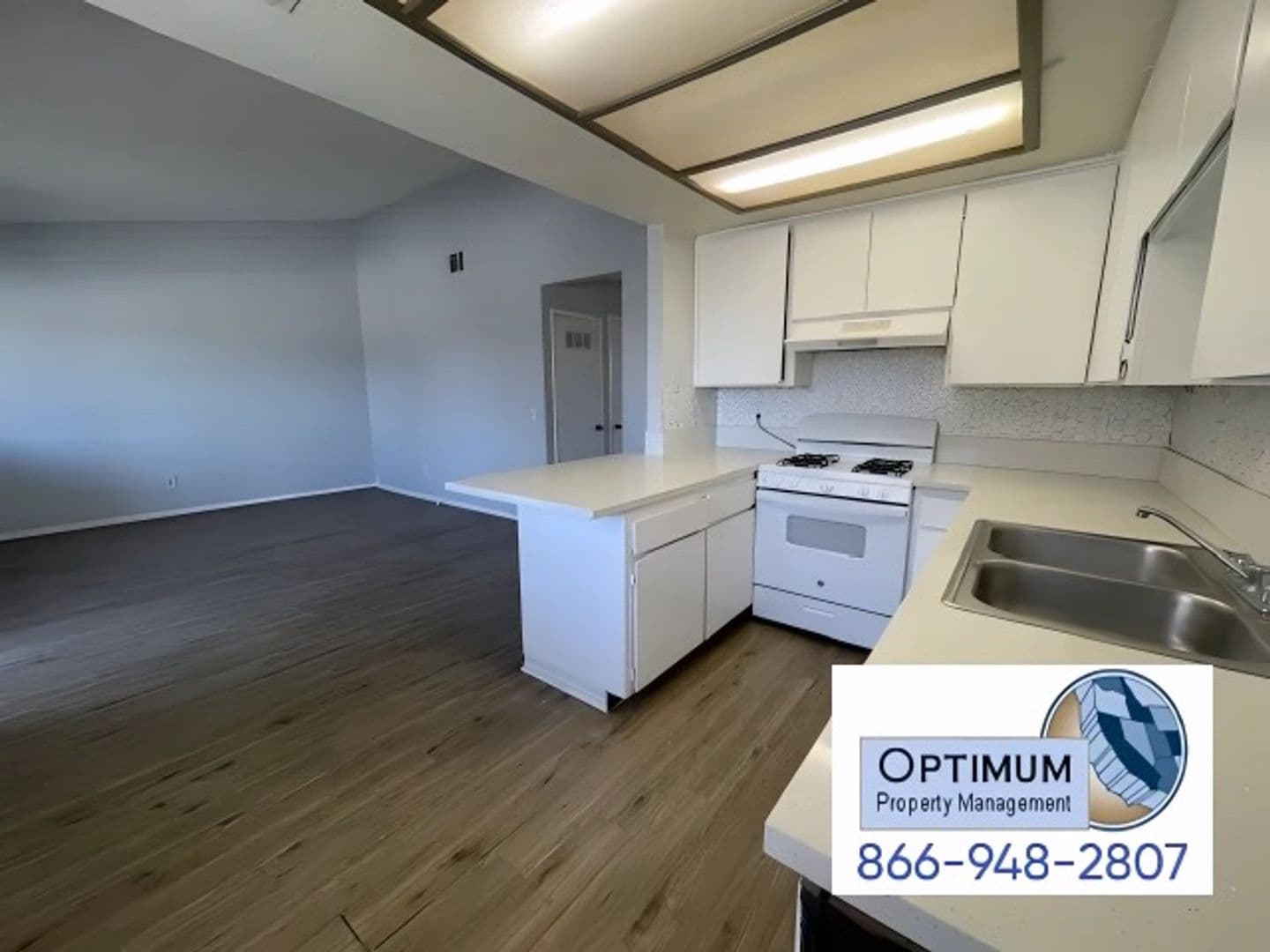 Lake Elsinore Apartment: 1410 Morro Way  - UNIT #13