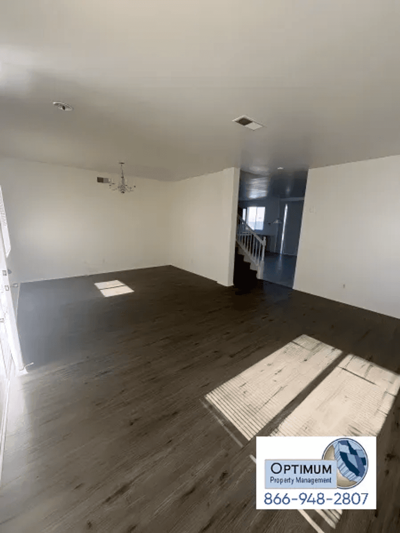 Victorville House: 15952 Greyrock St.