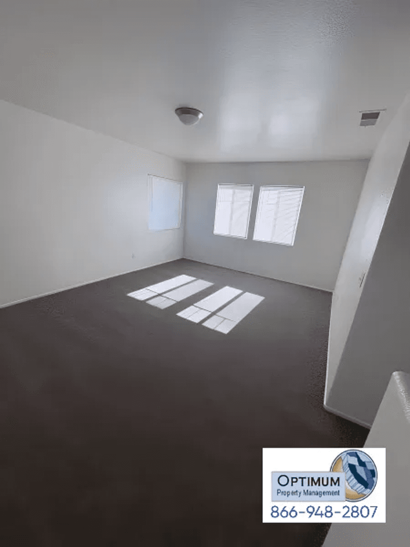 Victorville House: 15952 Greyrock St.