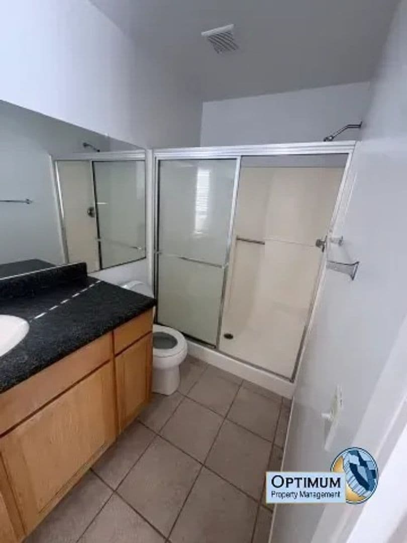 Adelanto House: 15036 Milford Ave