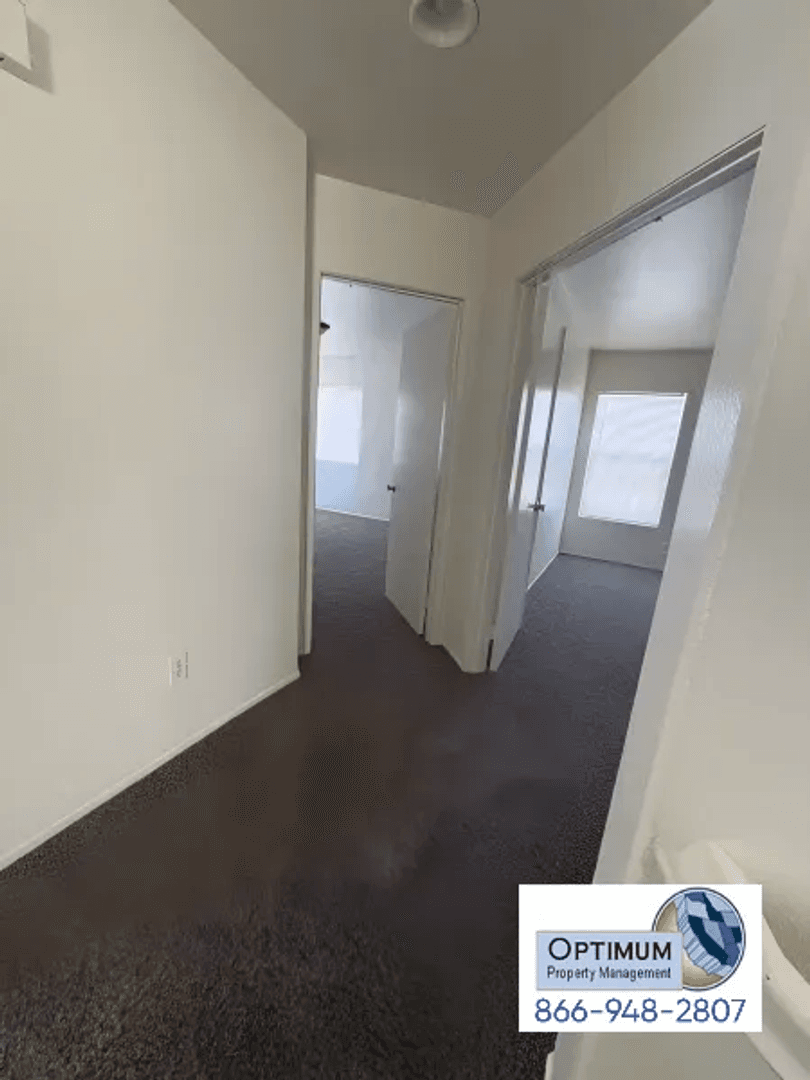 Victorville House: 15952 Greyrock St.