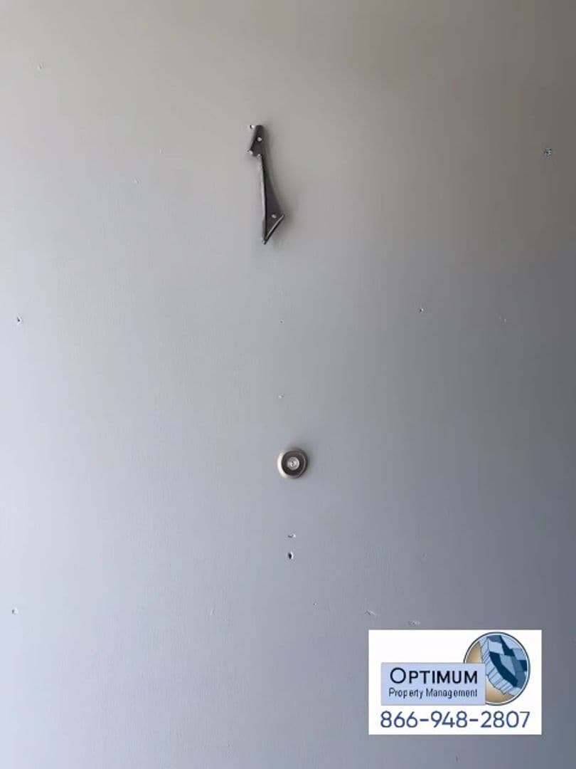 Lake Elsinore Apartment: 1410 Morro Way  - UNIT #01