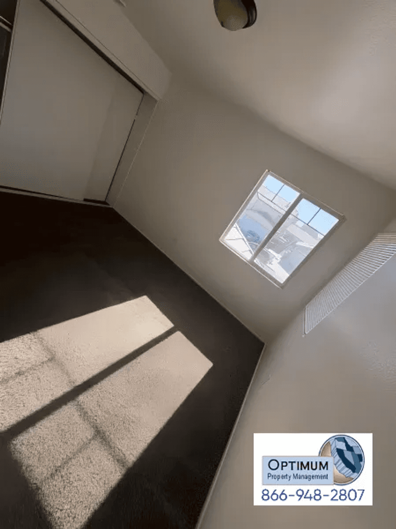 Victorville House: 15952 Greyrock St.
