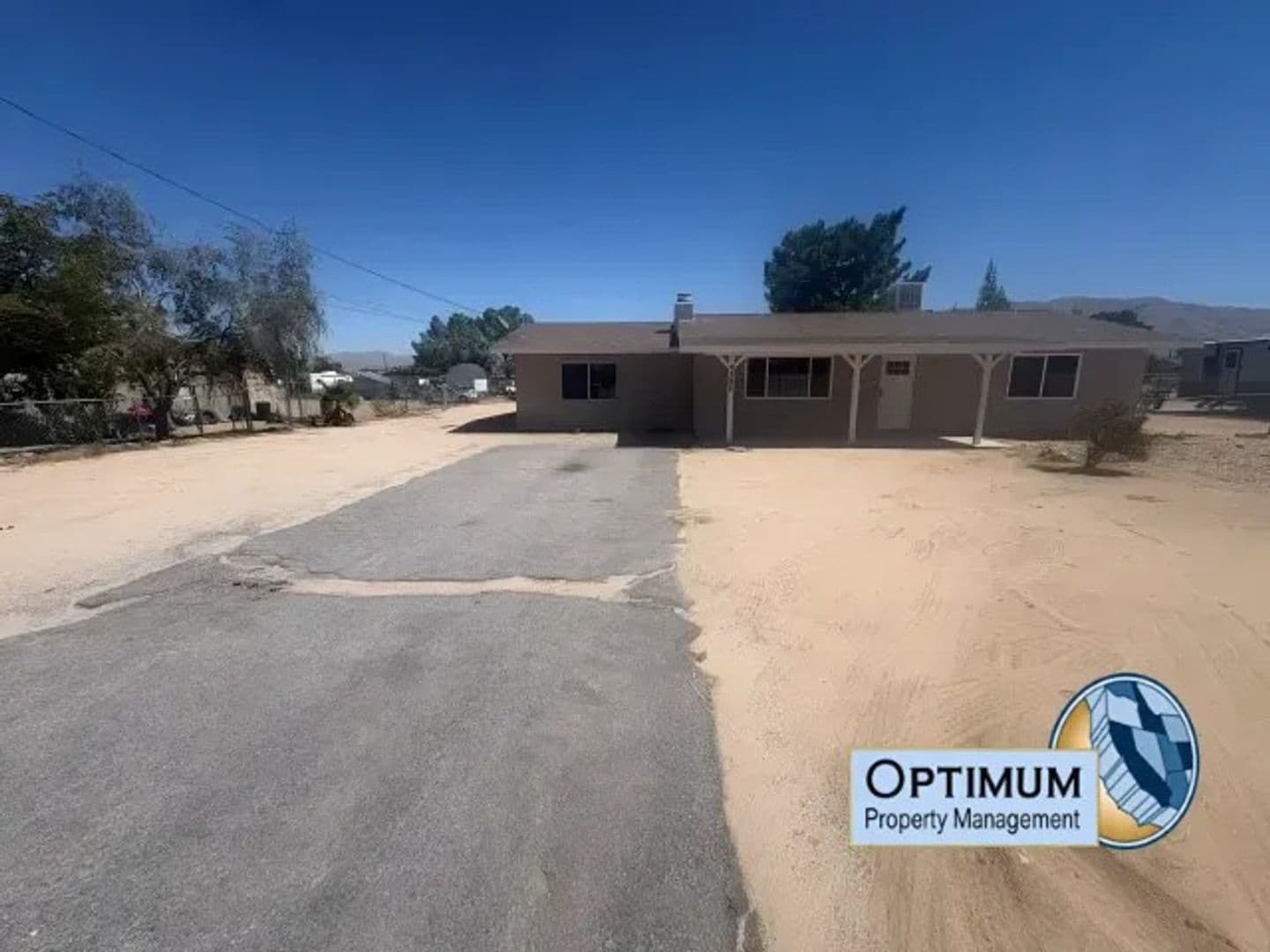 Hesperia House: 9295 Verdugo Ave