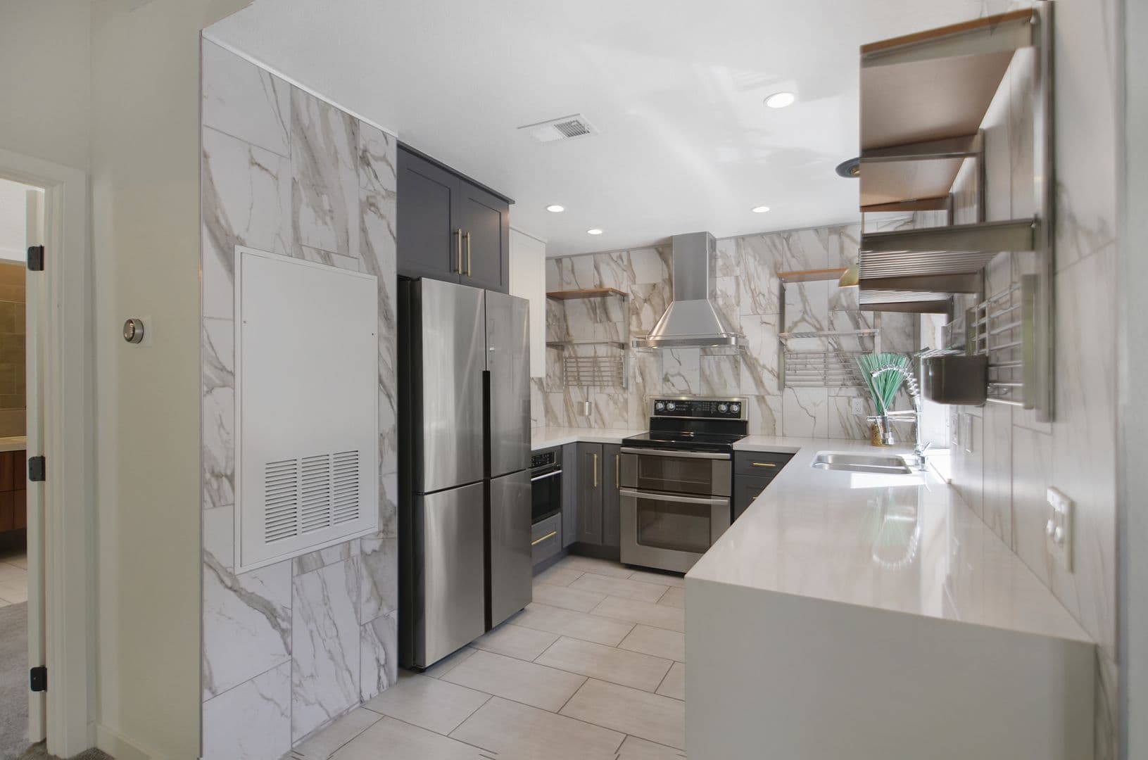 Dana Point House: 18 Corniche Dr Unit H