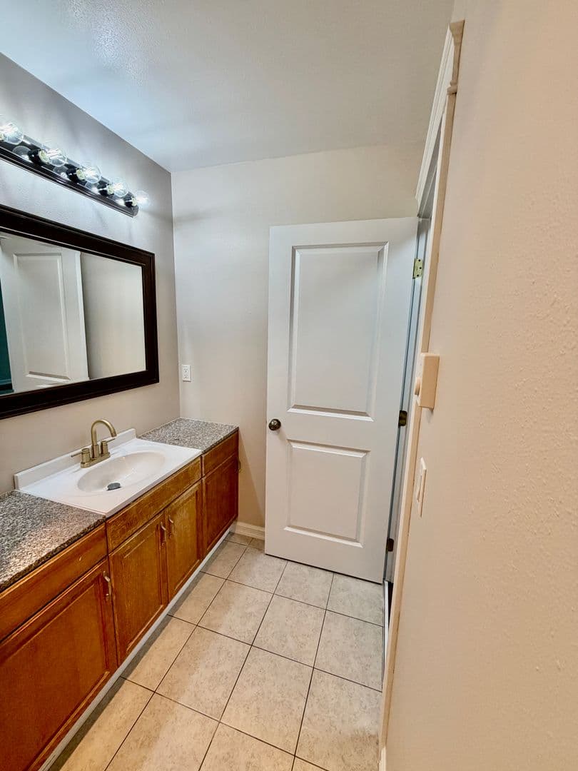 Spokane Apartment: 1816 W 7th Ave