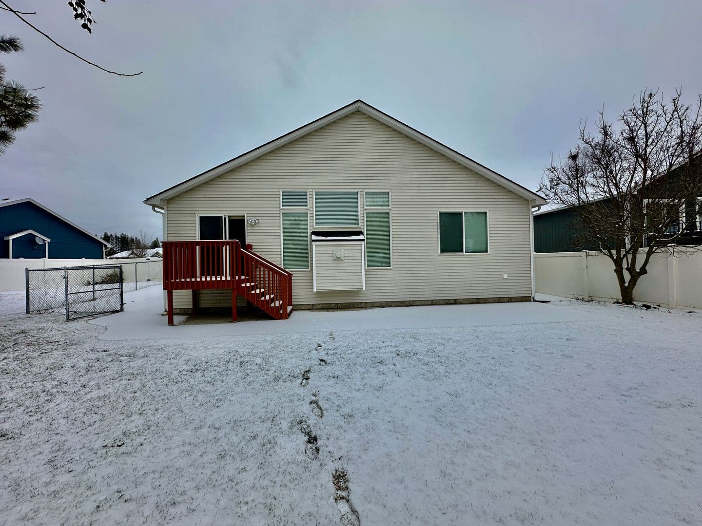Mead House: 15207 Bonnett St