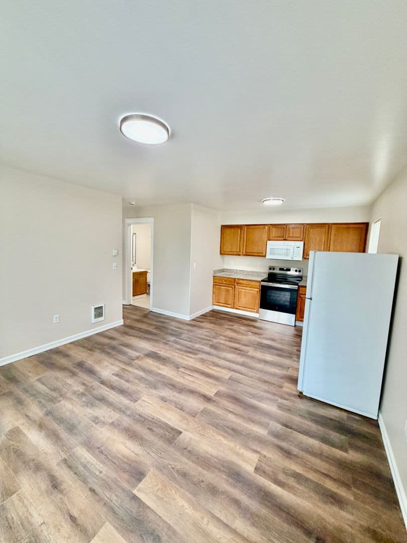 Spokane Apartment: 1816 W 7th Ave
