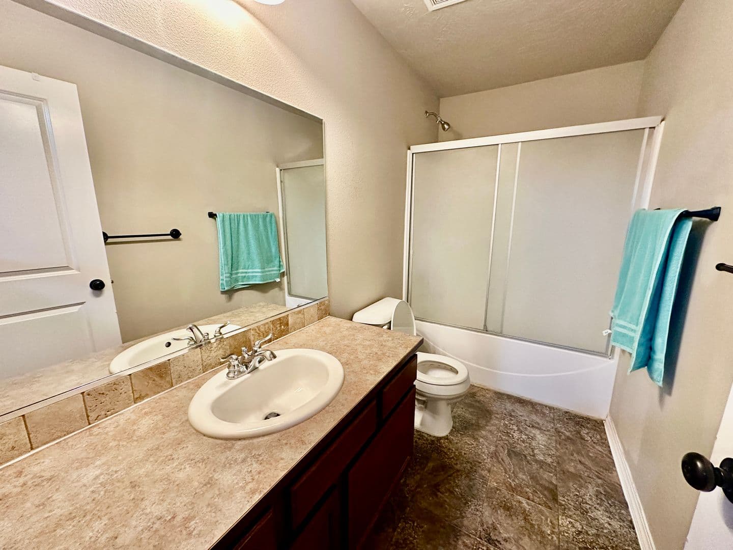 Spokane House: 9125 W Pirates Ct