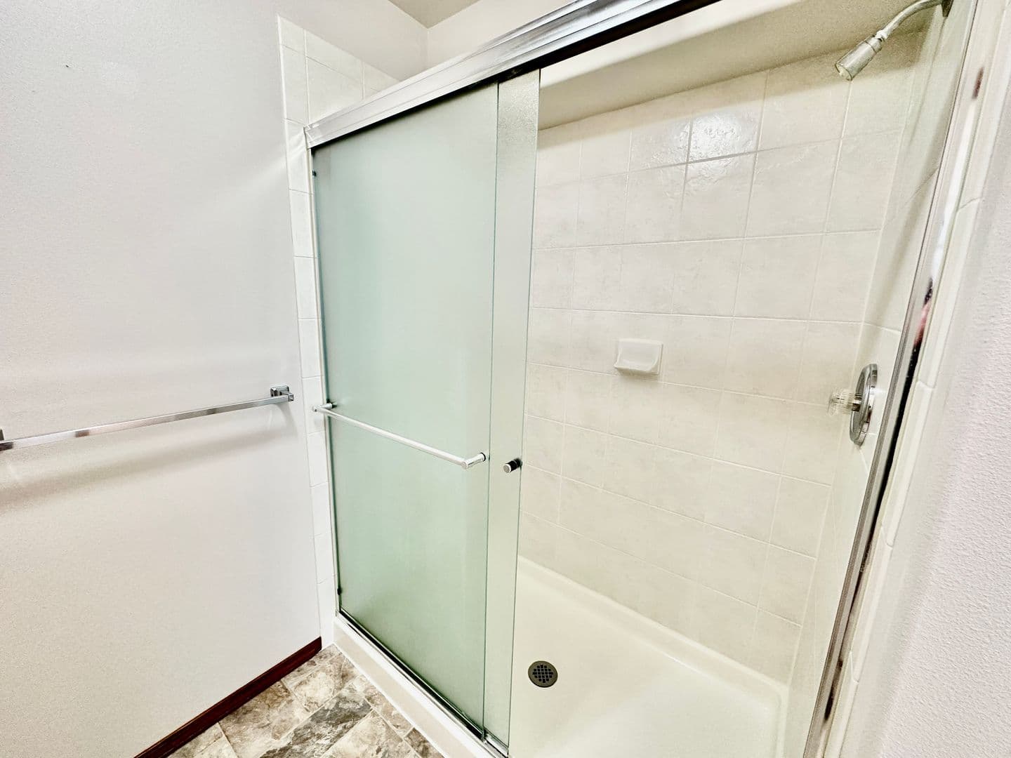Mead House: 15207 Bonnett St