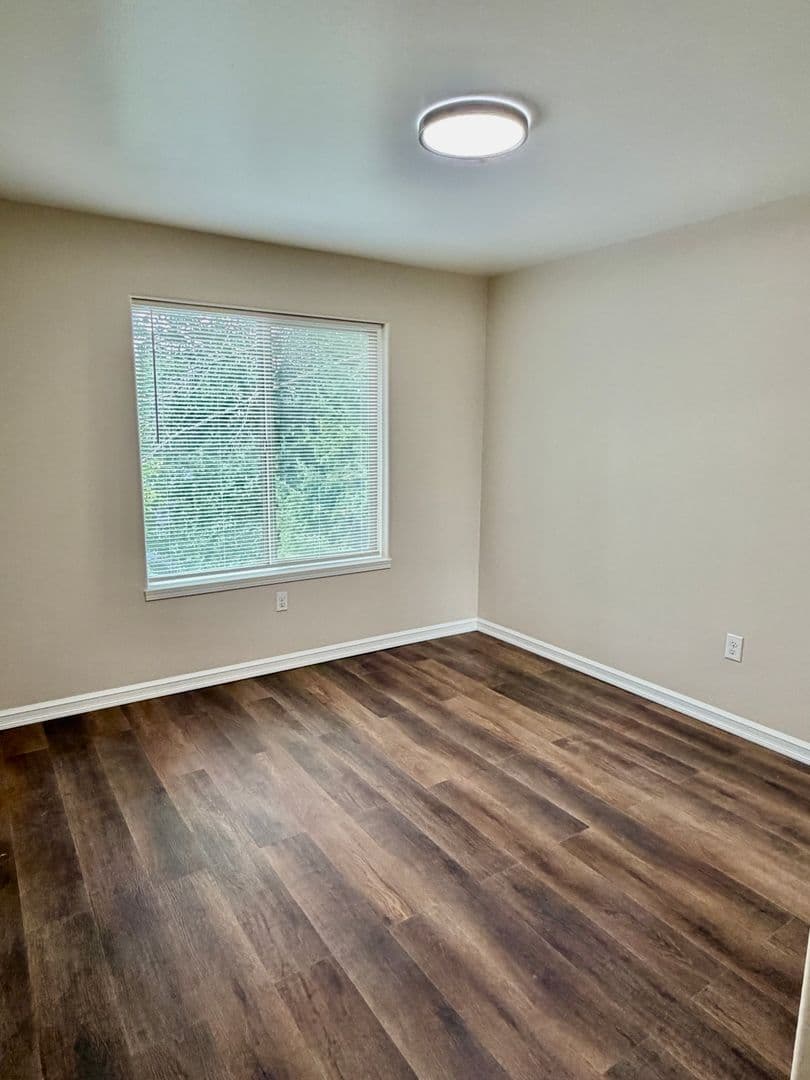 Spokane Apartment: 1816 W 7th Ave