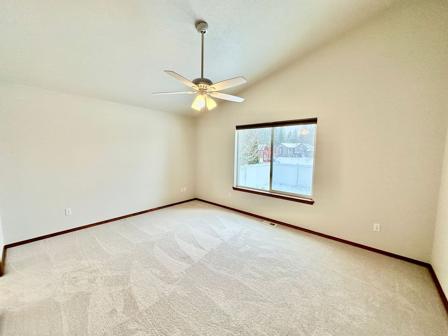 Mead House: 15207 Bonnett St