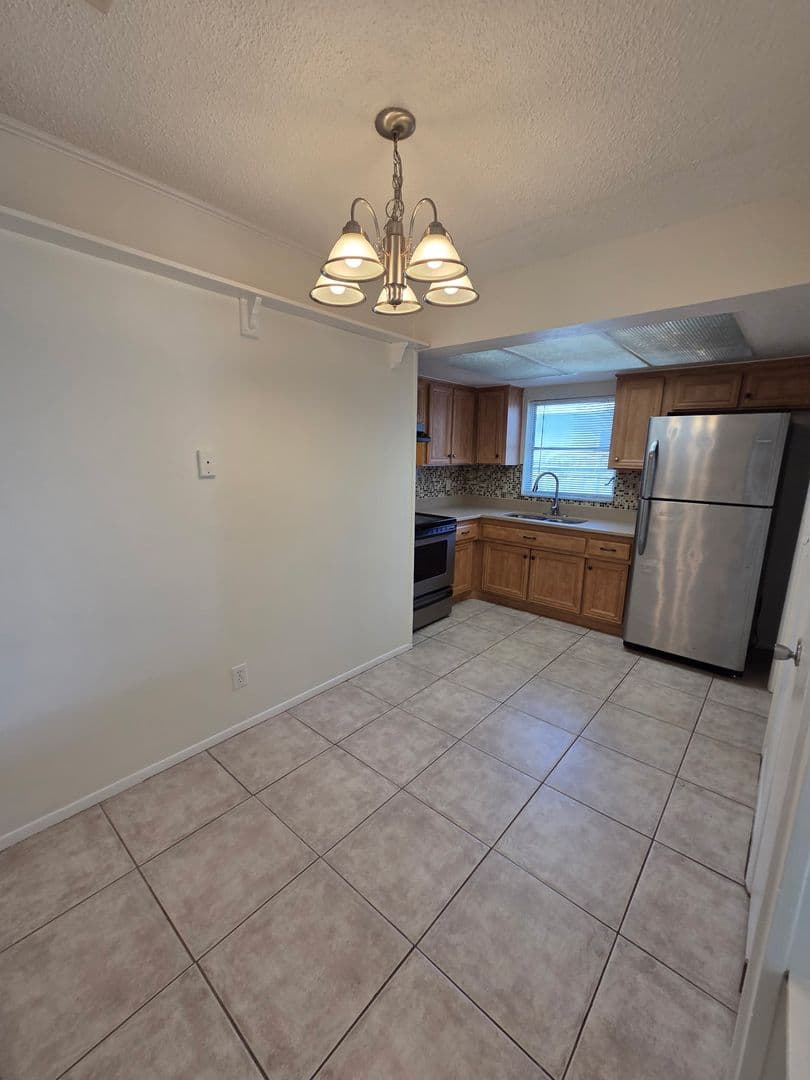 St. Petersburg House: 8076 24th Avenue N.