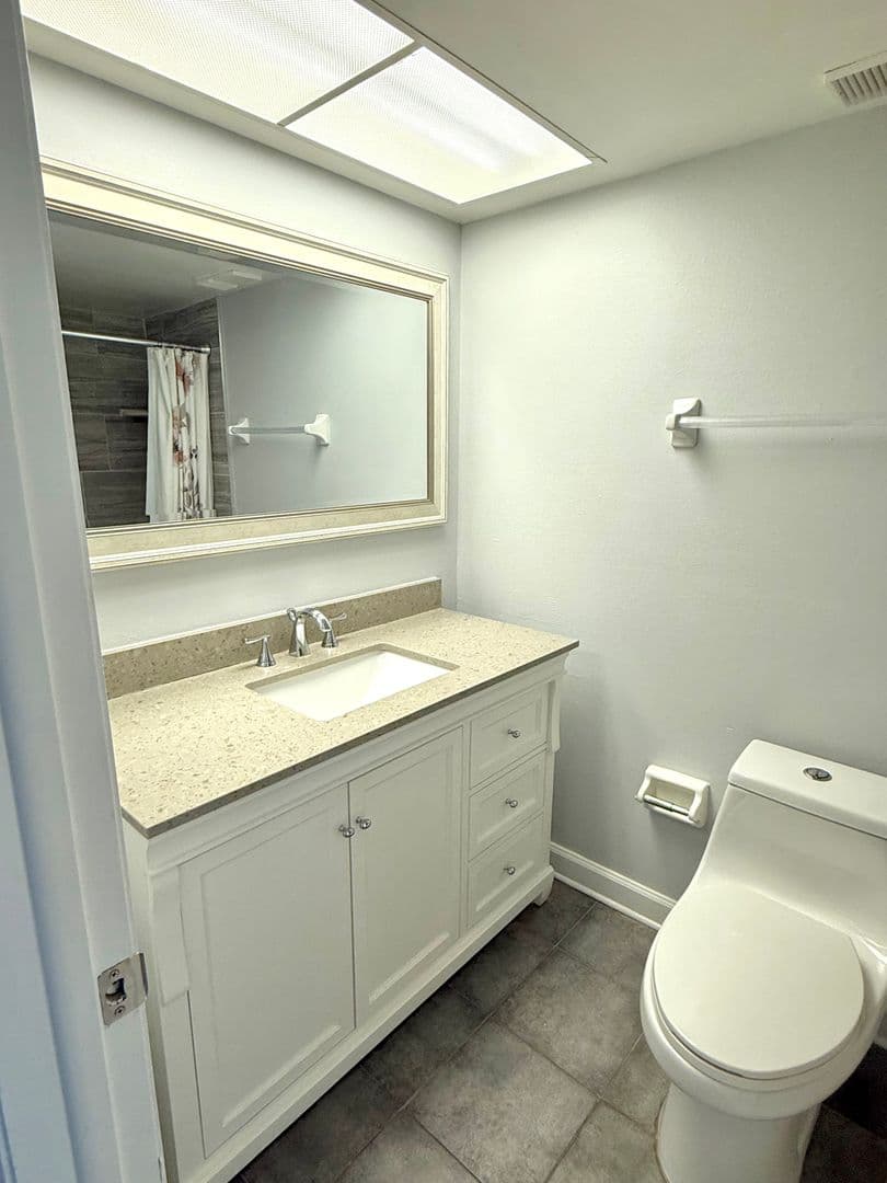 St. Petersburg Condo: 4920 Locust St NE