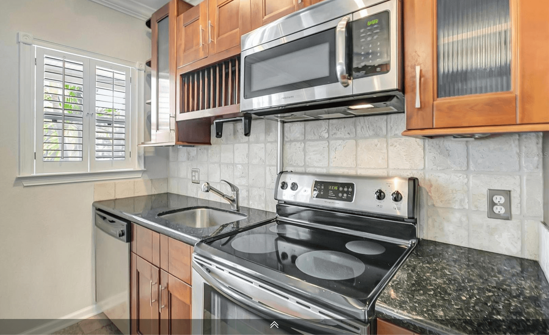 St. Petersburg Condo: 201 6th St. S