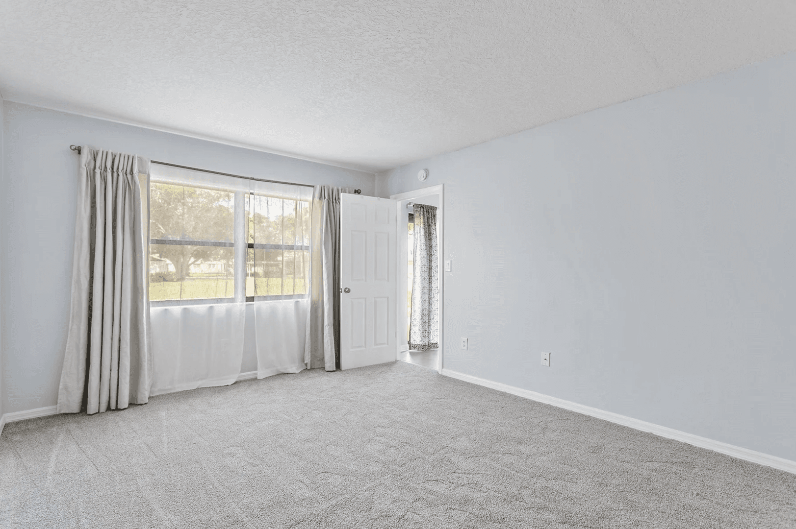 St. Petersburg Condo: 4920 Locust St NE