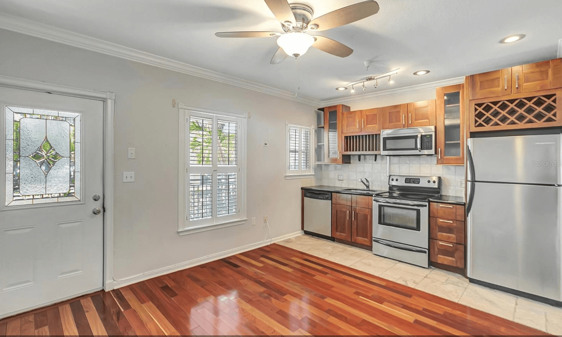 St. Petersburg Condo: 201 6th St. S