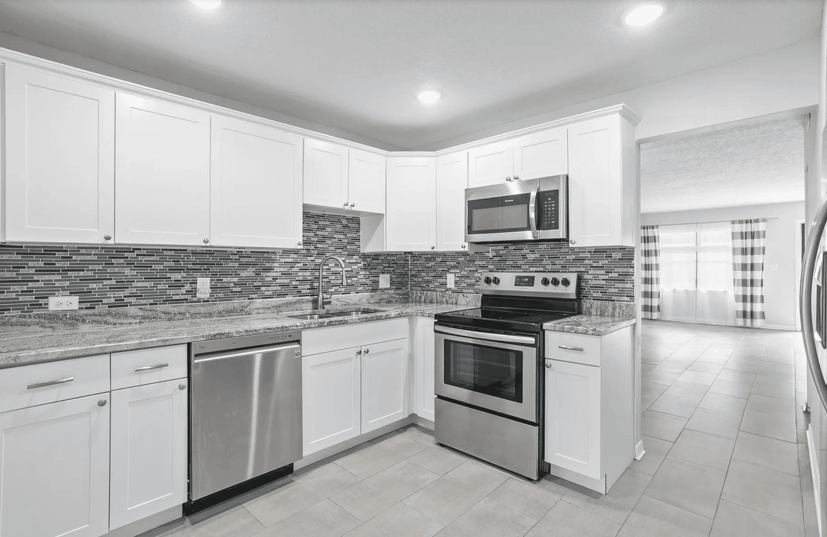 St. Petersburg Condo: 4920 Locust St NE