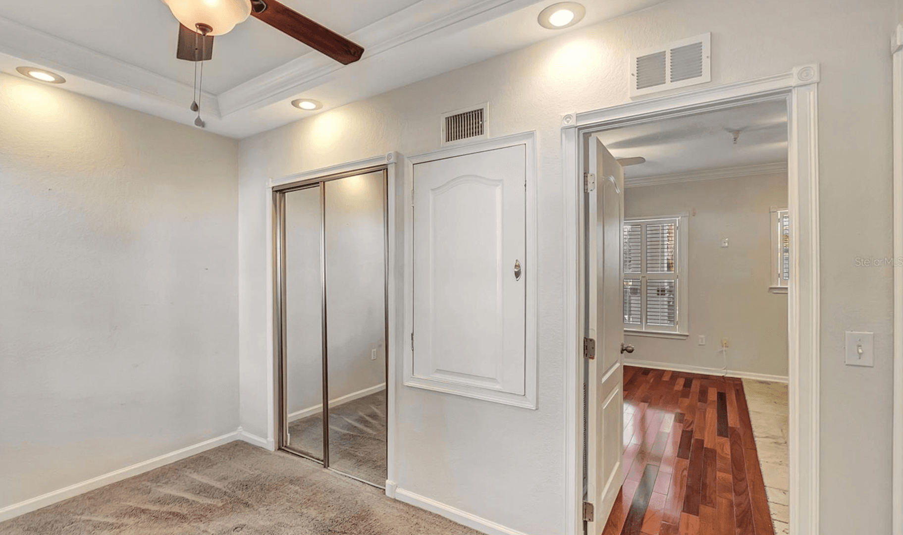 St. Petersburg Condo: 201 6th St. S