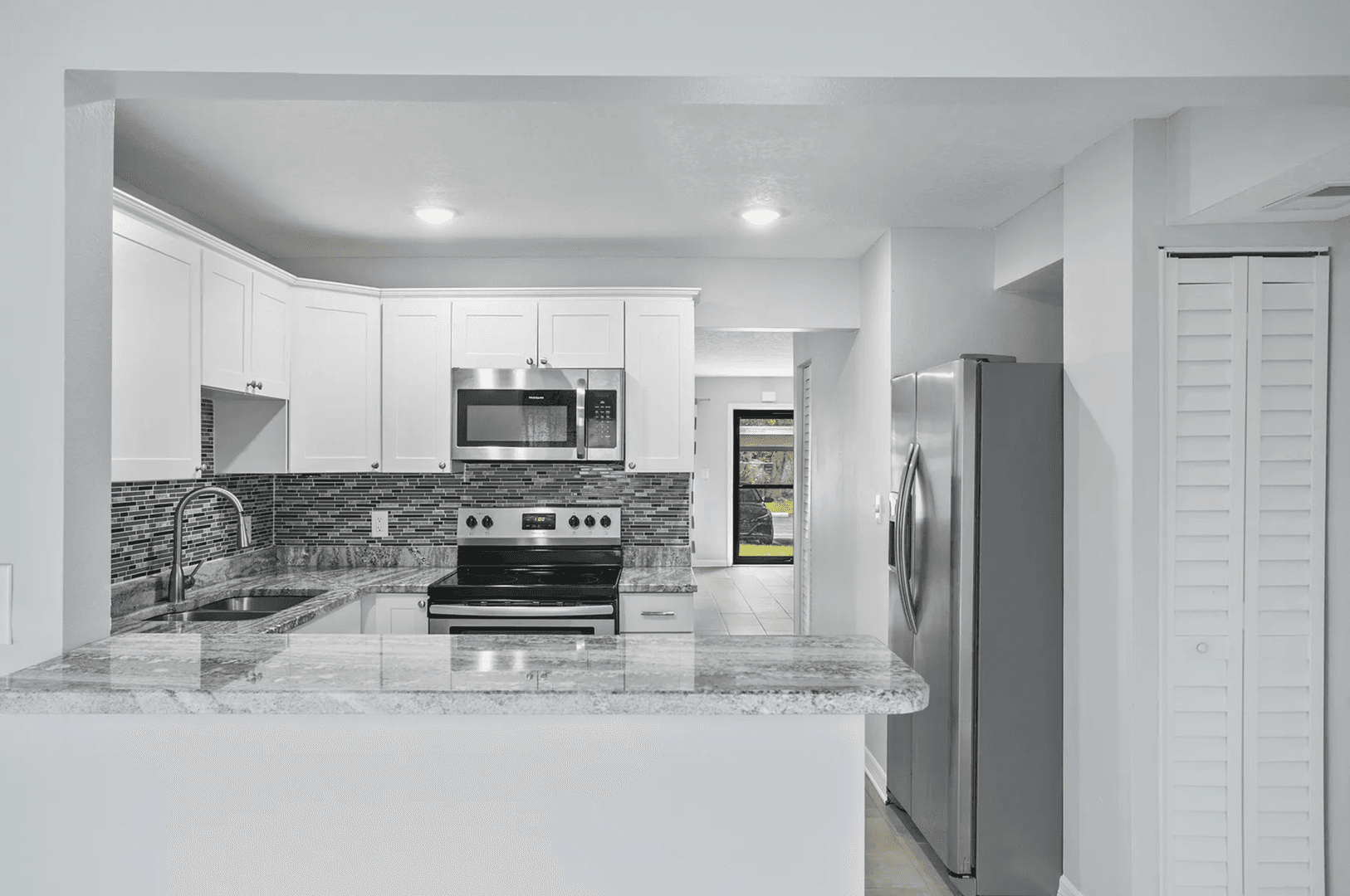 St. Petersburg Condo: 4920 Locust St NE