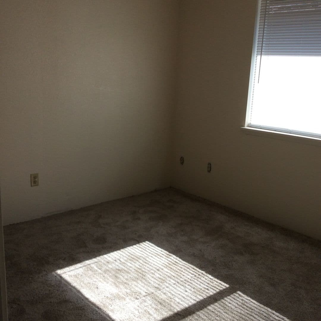 Medford Apartment: 1526 W Main Street