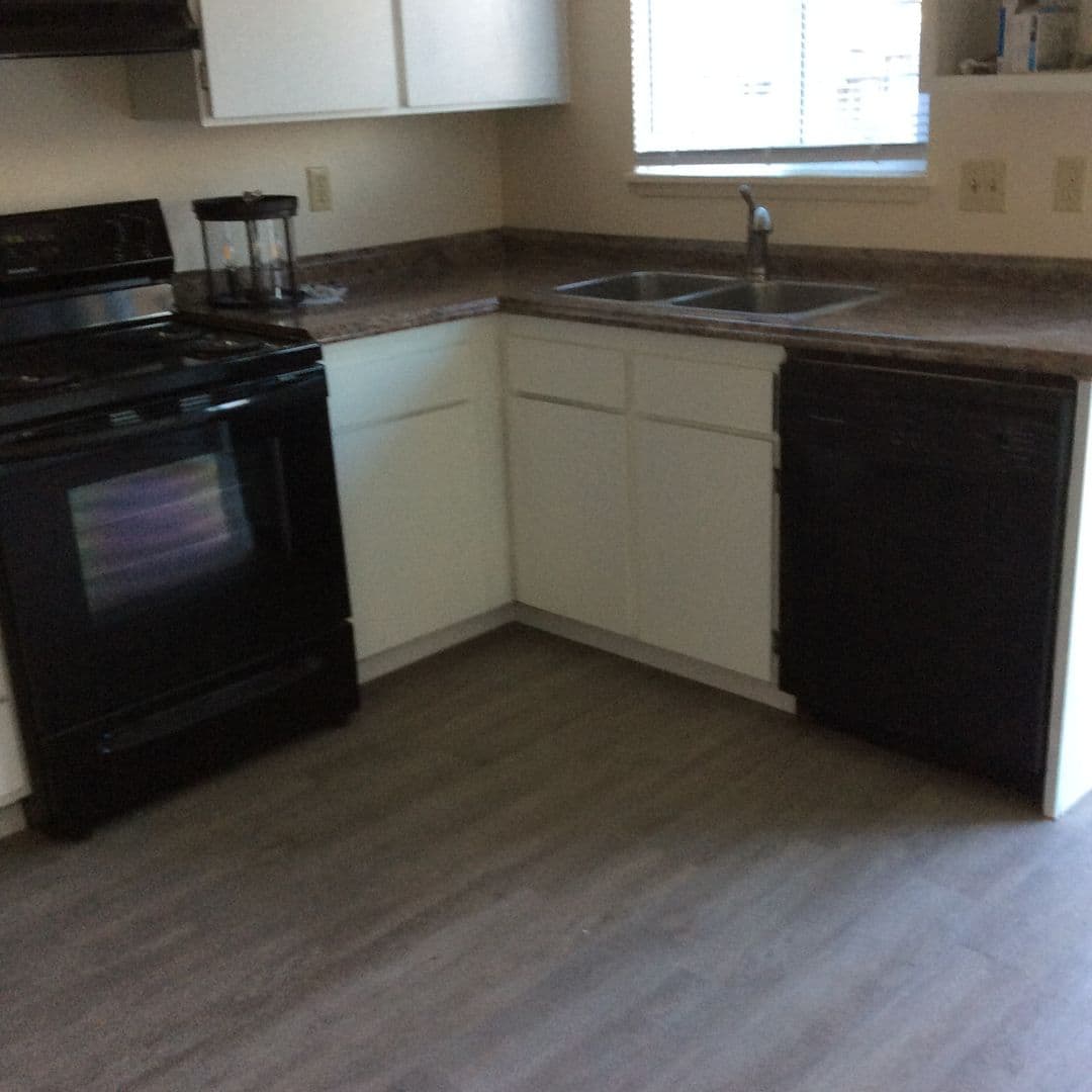 Medford Apartment: 1526 W Main Street