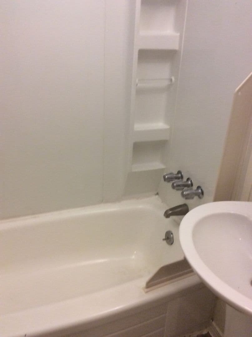Central Point Apartment: Cherry Street