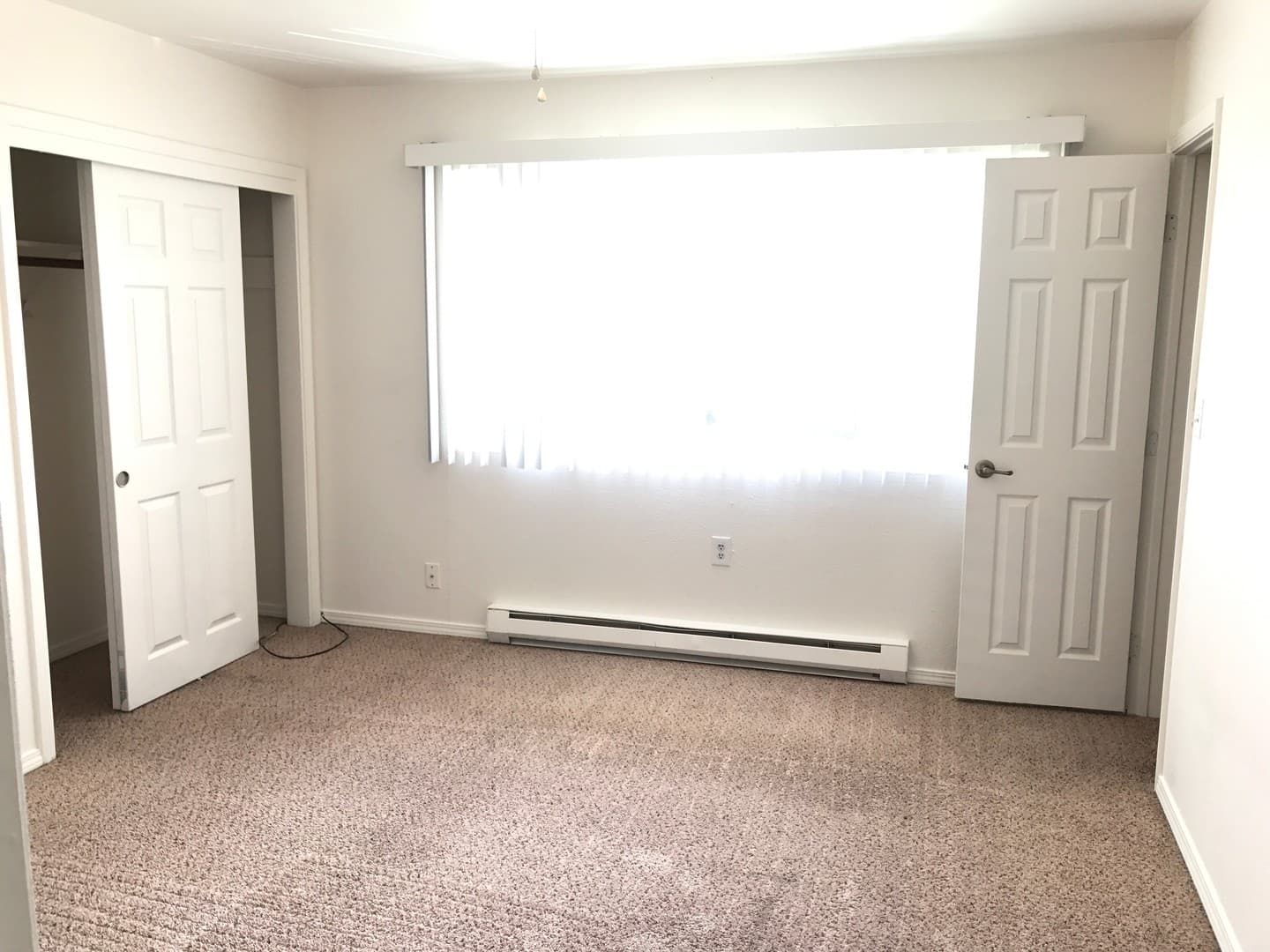 Central Point Apartment: Cherry Street