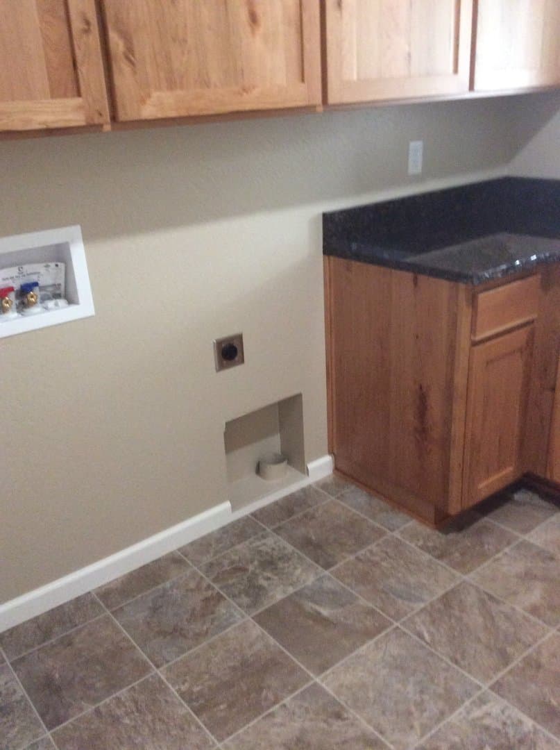 Grants Pass House: 201 SE Briggs Way