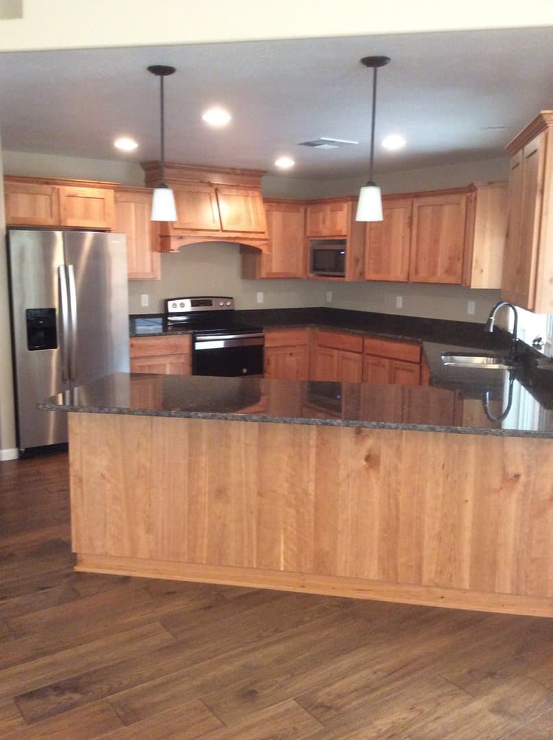 Grants Pass House: 201 SE Briggs Way
