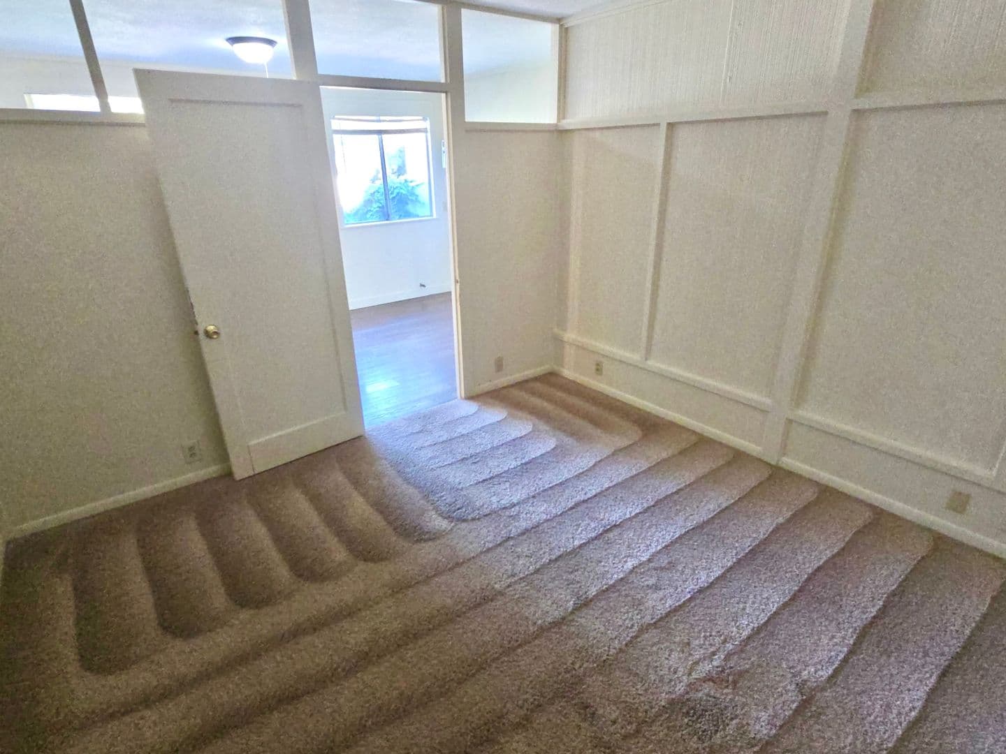 Grants Pass House: 836 #6 NW 6th St