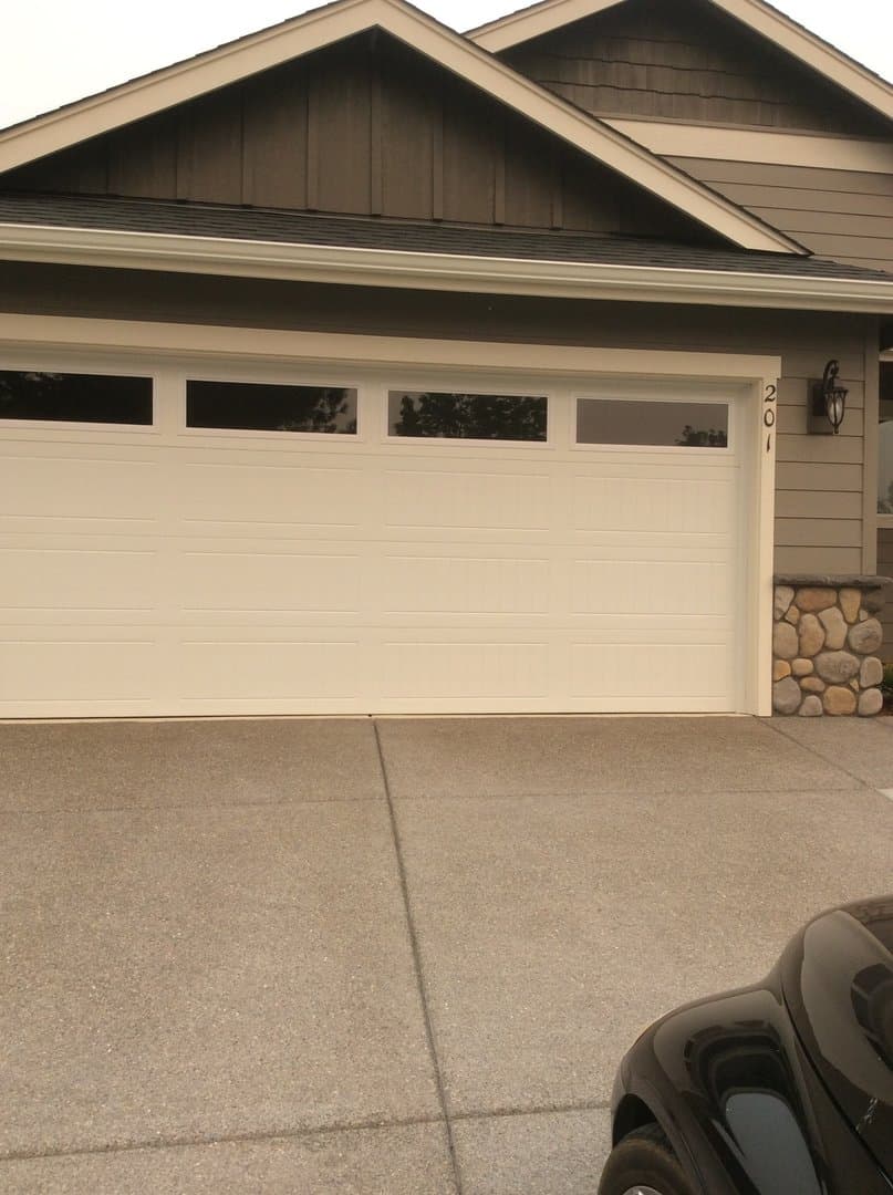 Grants Pass House: 201 SE Briggs Way