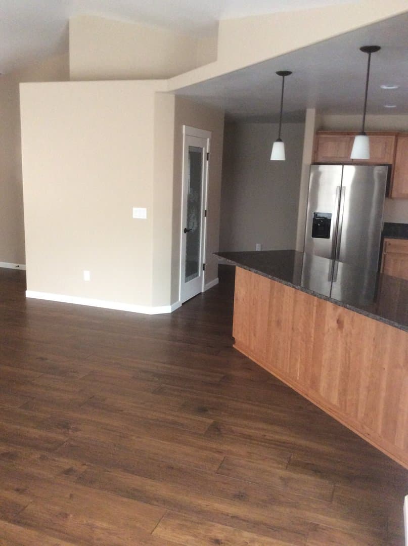 Grants Pass House: 201 SE Briggs Way