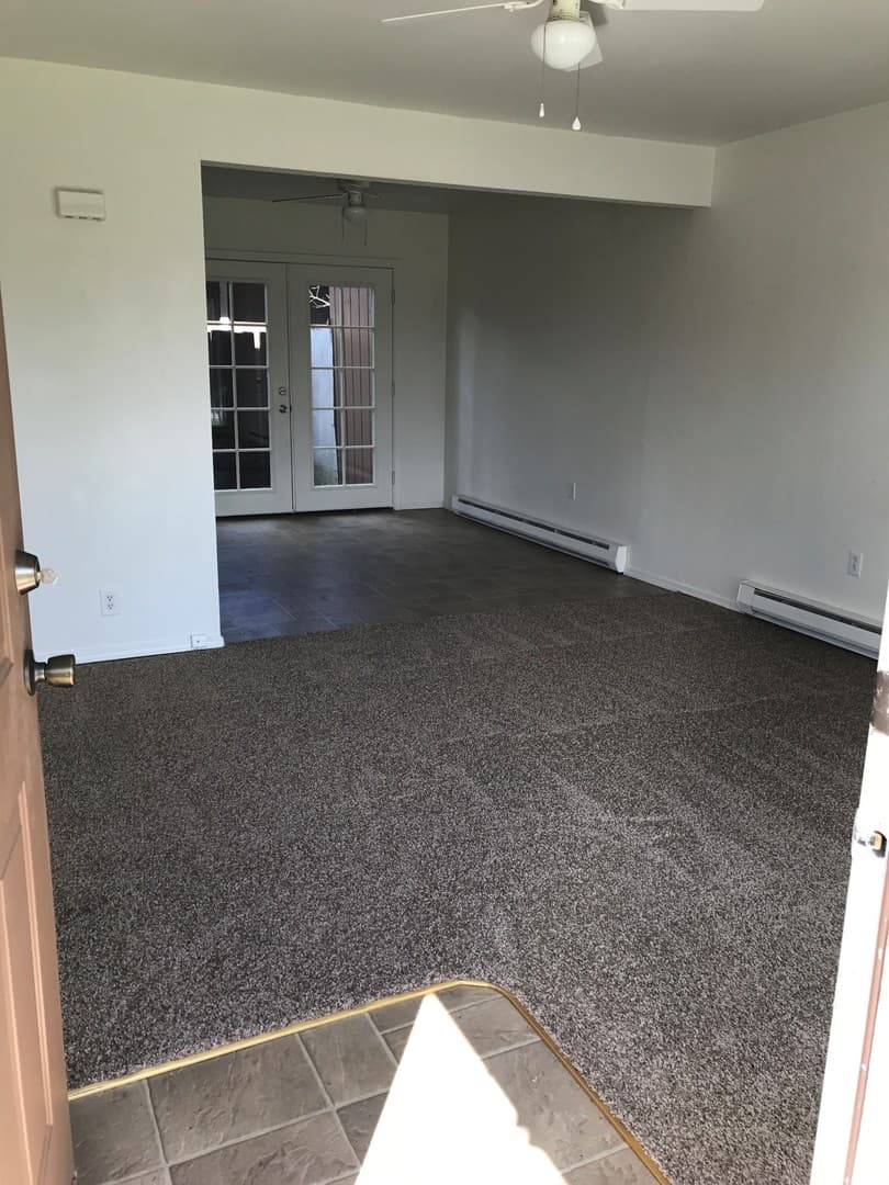 Central Point Apartment: Cherry Street