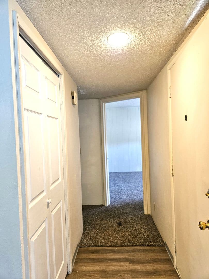 Grants Pass House: 926 #6 NE D St