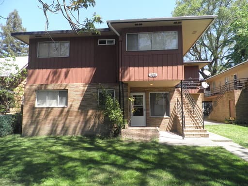 Grants Pass House: 306 #F SW K St