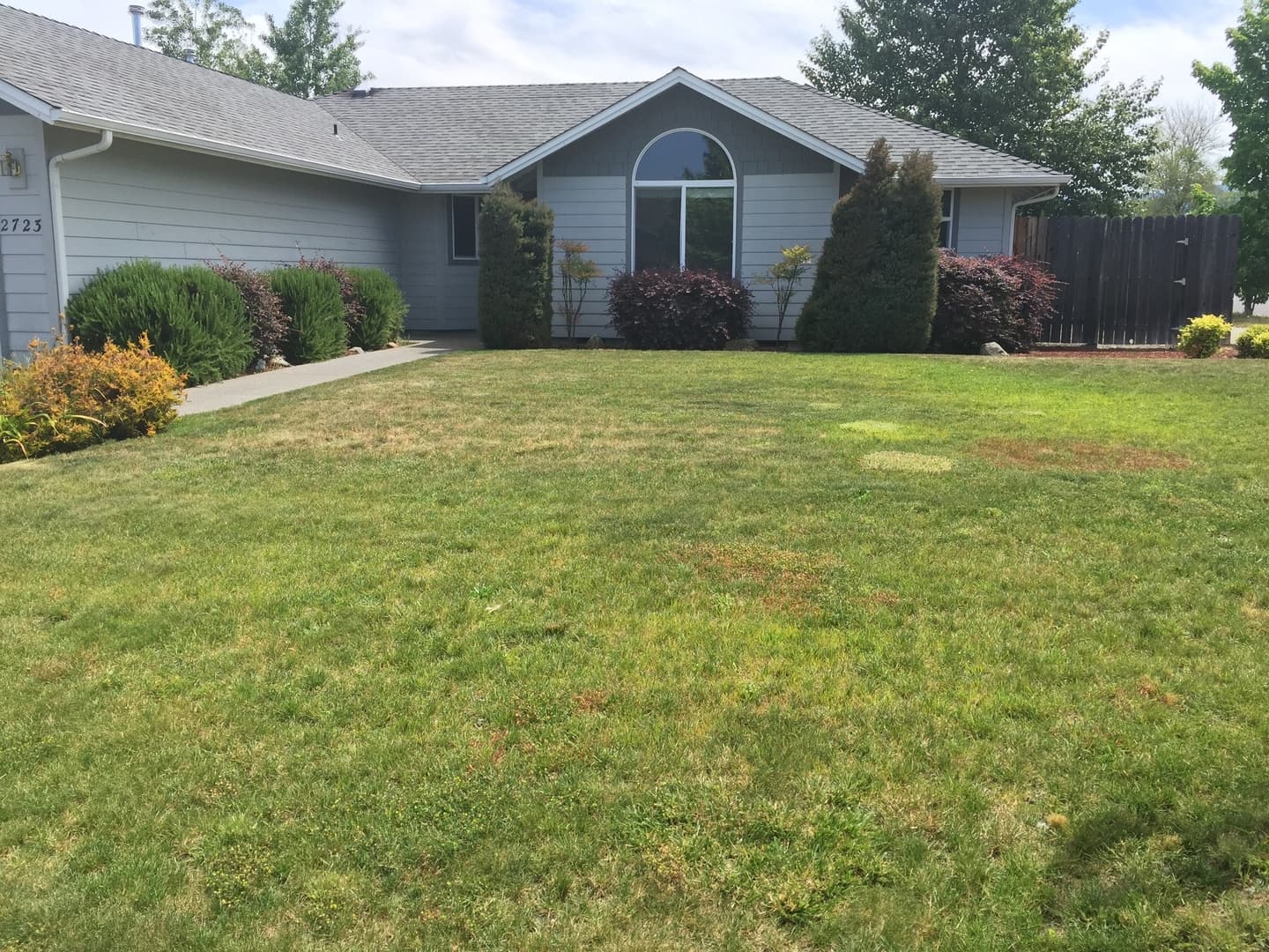 Grants Pass House: 2723 Esther Lane