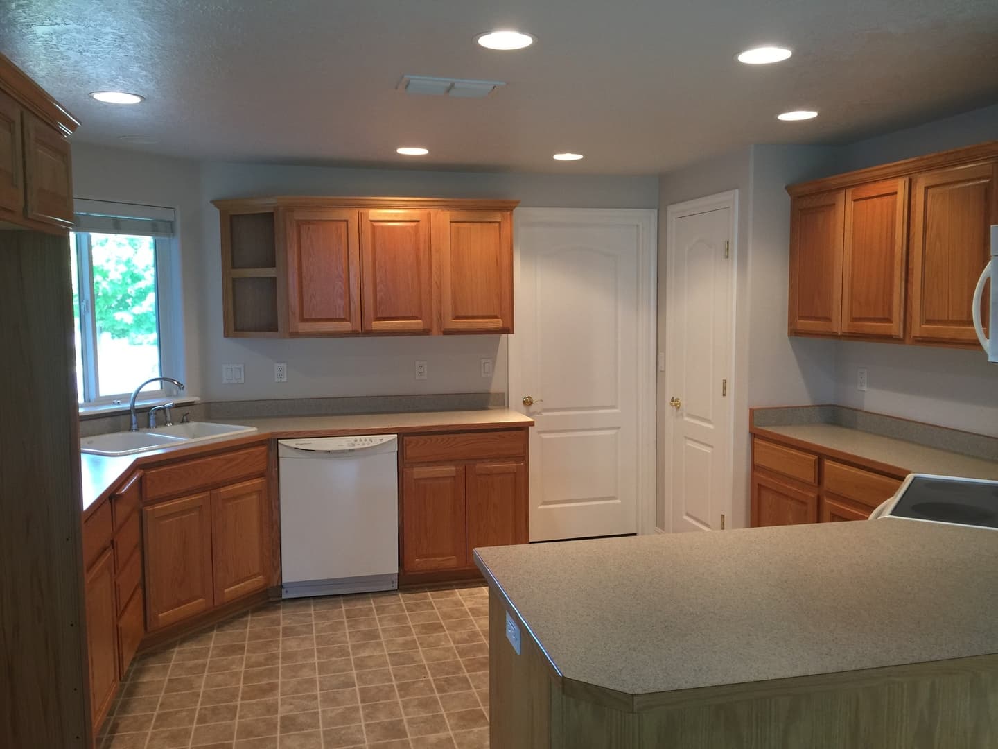 Grants Pass House: 2723 Esther Lane