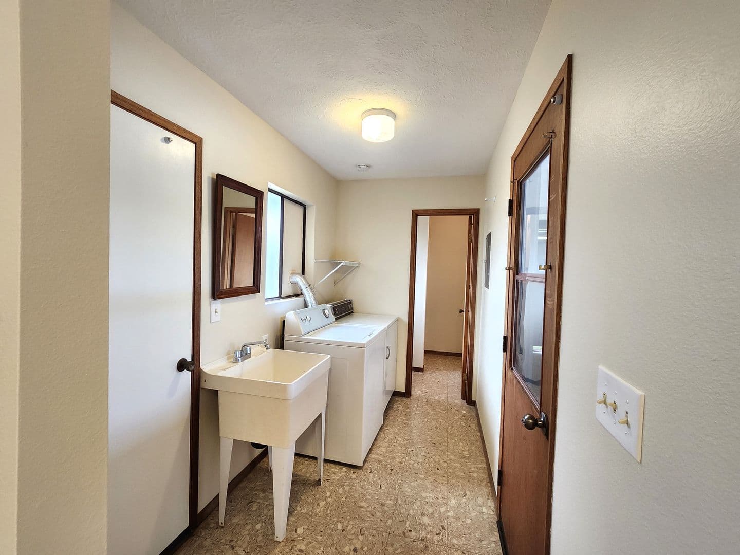 Kamuela Apartment: 62-2436 A Kawaihae Rd - Waimea Landmark Estates