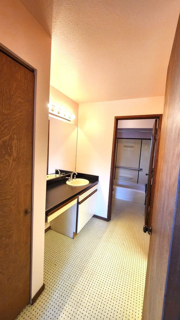 Kamuela Apartment: 64-664 Kahilu Road, Puukapu