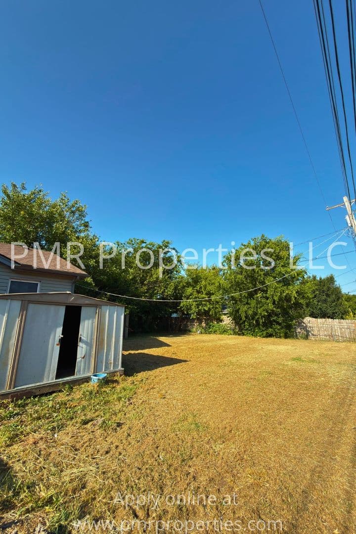 Lawton House: 2904 NW 19th Street