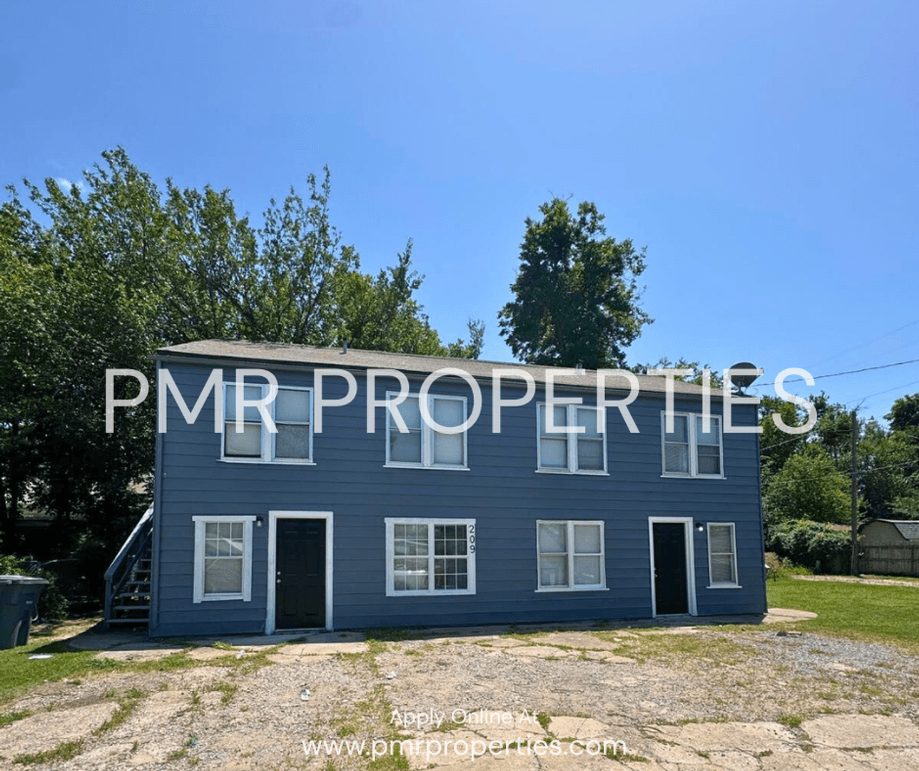 Lawton Apartment: 209 NW 6th Street