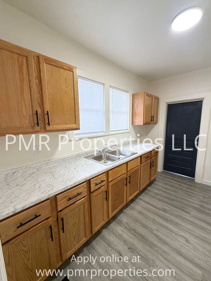 Saint Joseph House: 206 S 15th Street